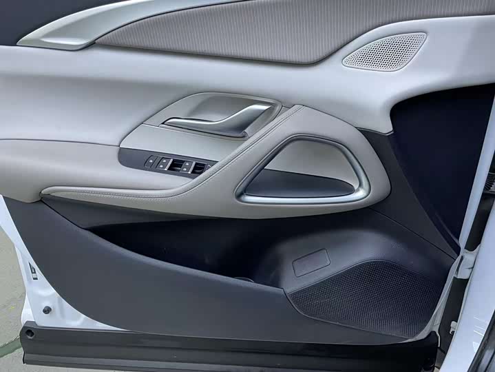 Фото 14 - BYD Song Pro Hybrid