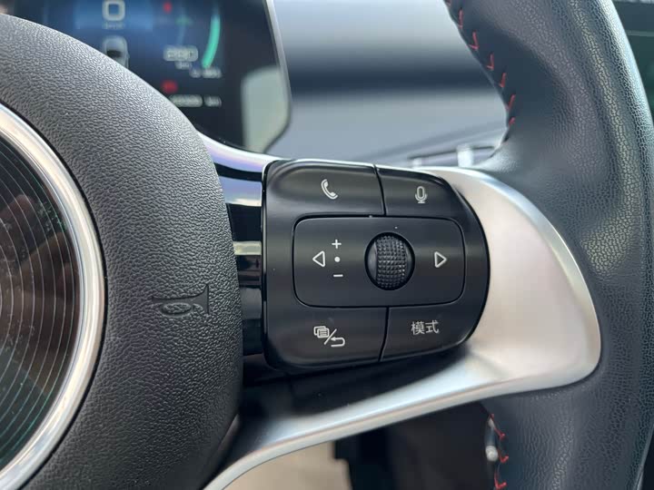 Фото 14 - BYD Yuan Plus