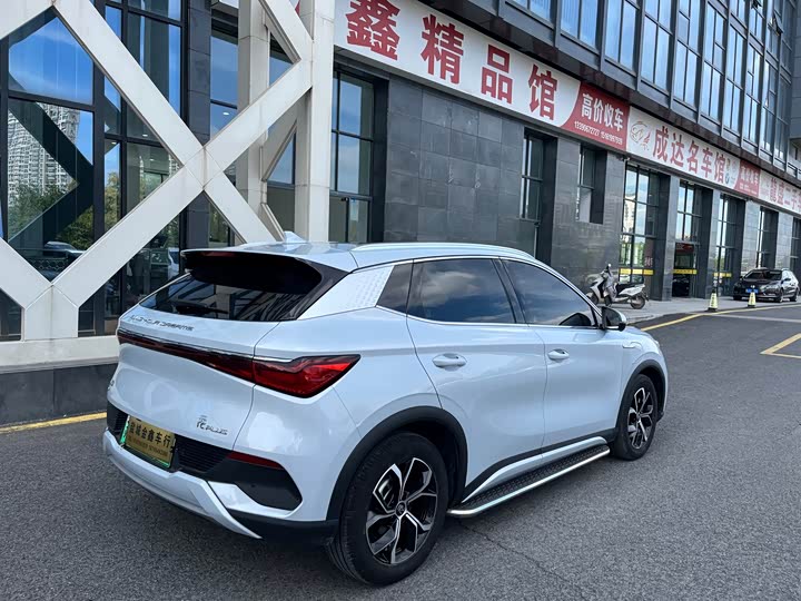 Фото 20 - BYD Yuan Plus