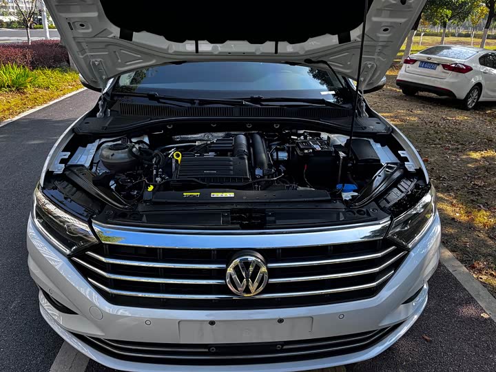 Фото 20 - Volkswagen Sagitar L