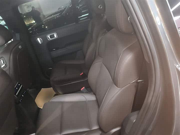 Фото 17 - LiXiang L9