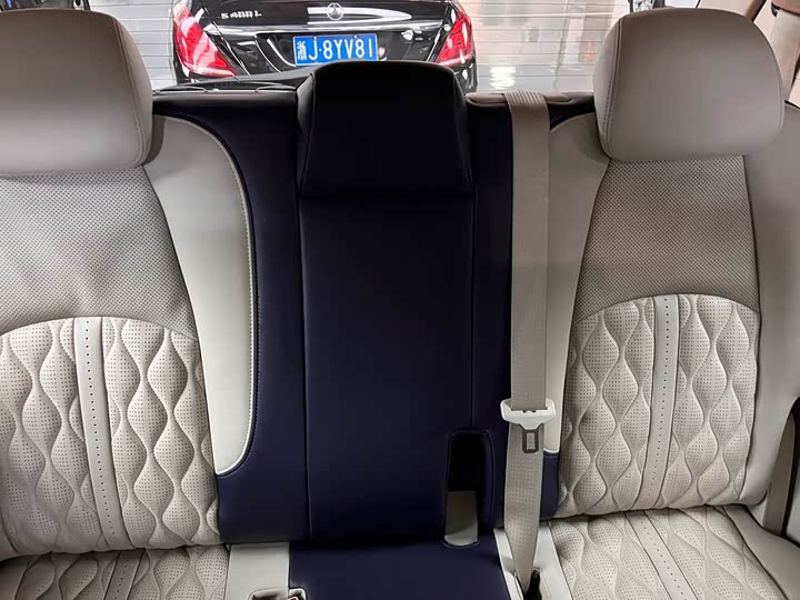 Фото 16 - Buick GL8 ES