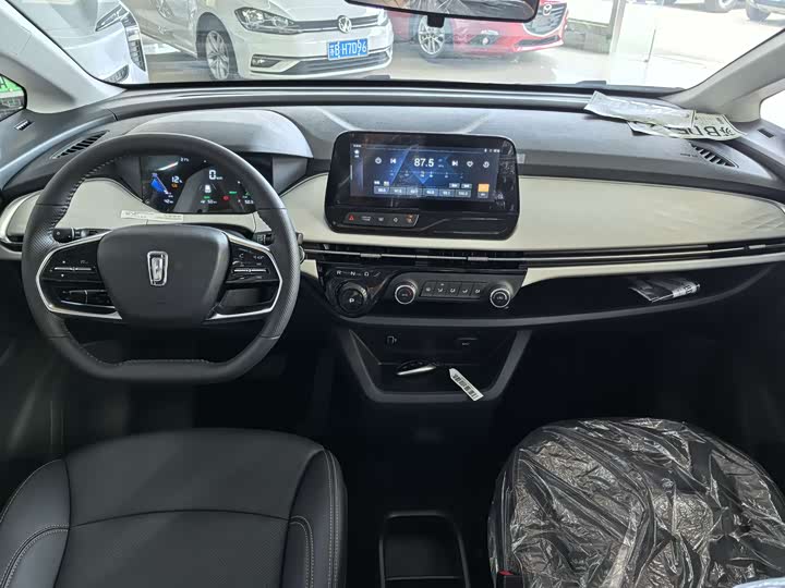 Фото 10 - Bestune NAT