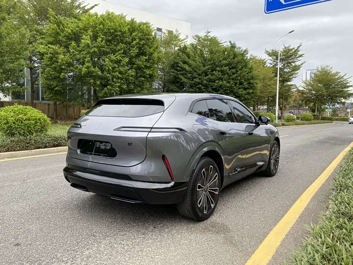 Фото 6 - Avatr 07