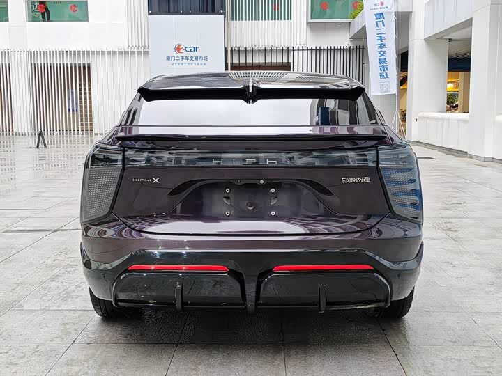 Фото 13 - HiPhi X