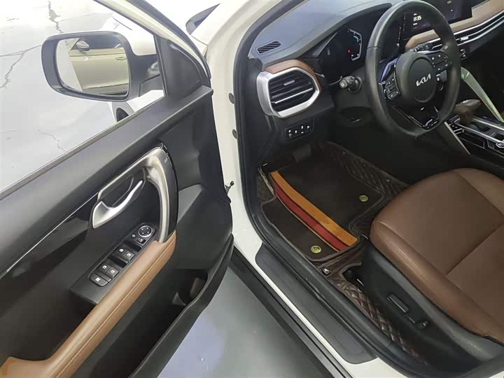 Фото 13 - Kia Sportage GT-line