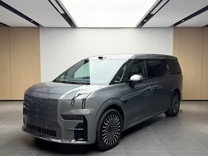 Фото 1 - Zeekr 009