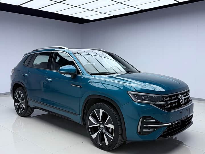 Фото 3 - Volkswagen Tayron