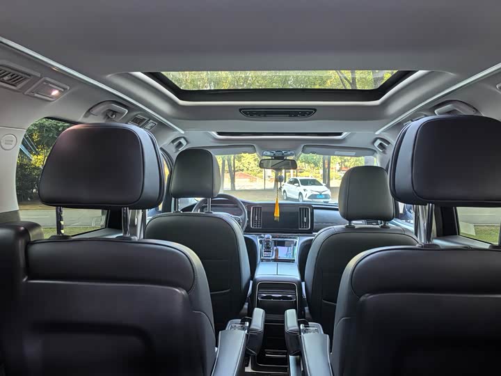 Фото 13 - GAC Trumpchi M8