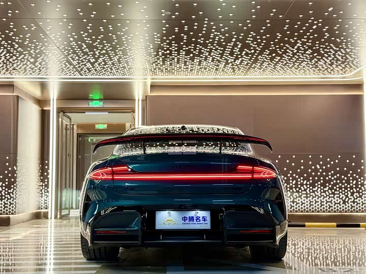 Фото 32 - Xiaomi SU7 Ultra