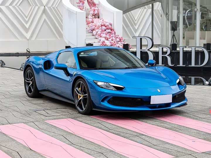 Фото 3 - Ferrari 296