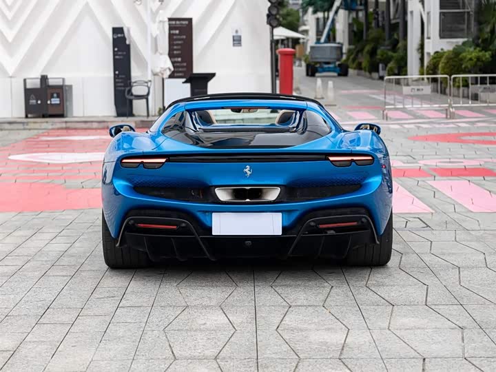 Фото 5 - Ferrari 296