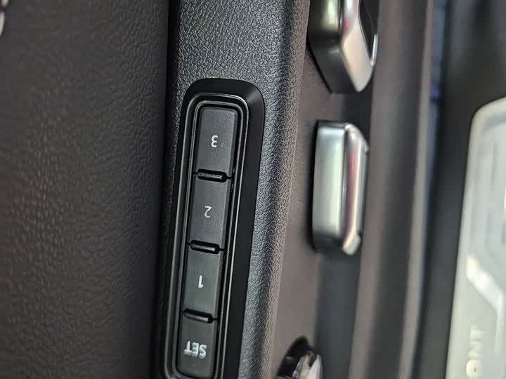 Фото 13 - Volkswagen Teramont Pro