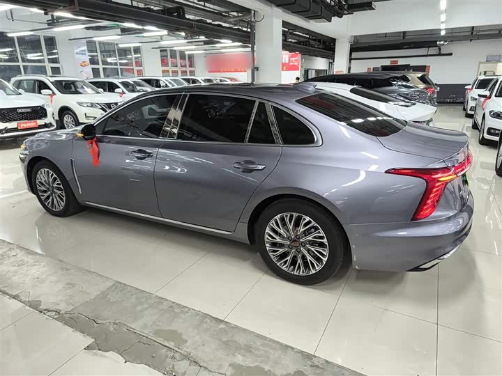 Фото 5 - Hongqi H5