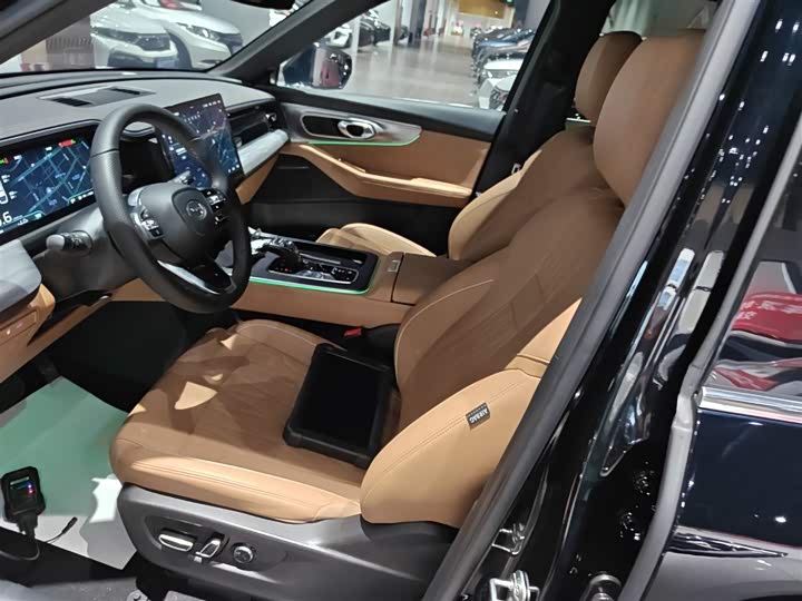 Фото 15 - GAC Trumpchi GS8