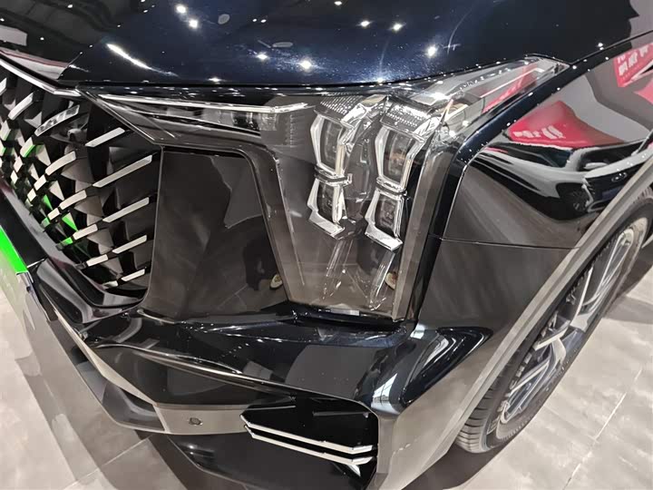 Фото 24 - GAC Trumpchi GS8