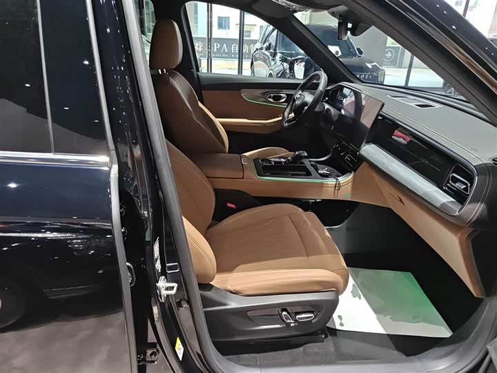 Фото 25 - GAC Trumpchi GS8