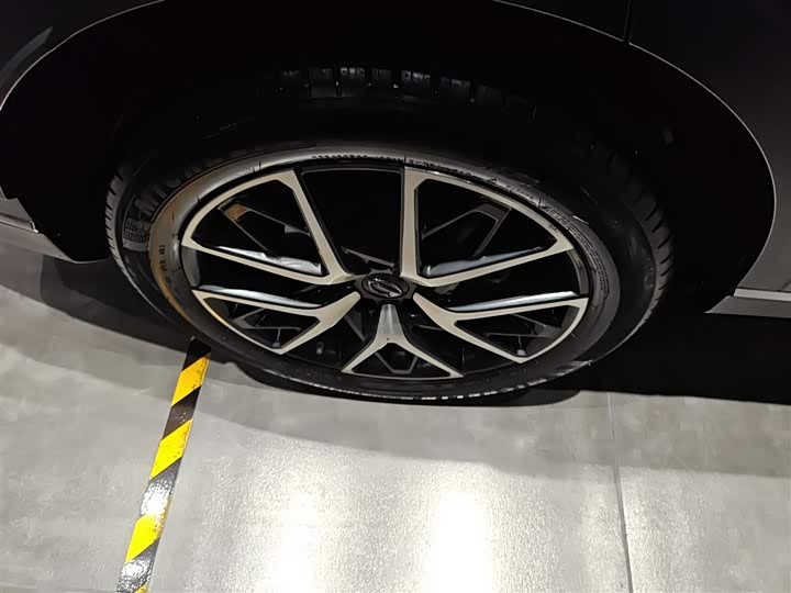 Фото 26 - GAC Trumpchi GS8