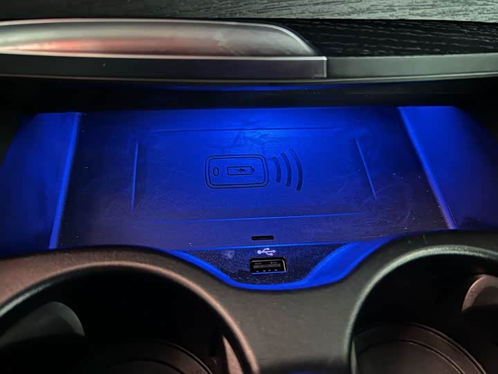 Фото 23 - BMW 5 Series