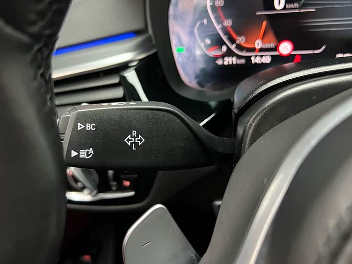 Фото 28 - BMW 5 Series