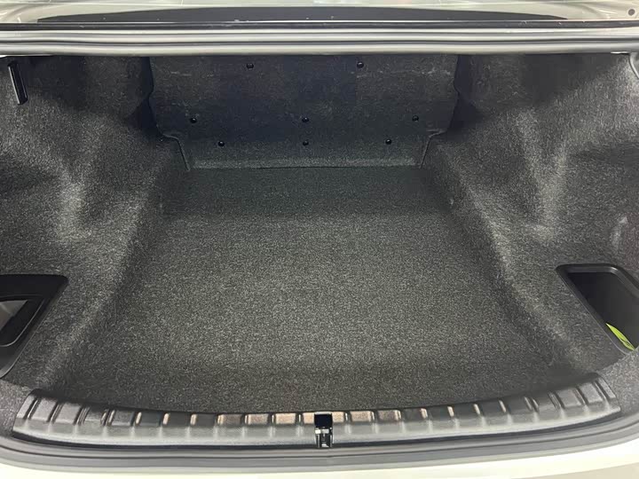 Фото 32 - BMW 5 Series