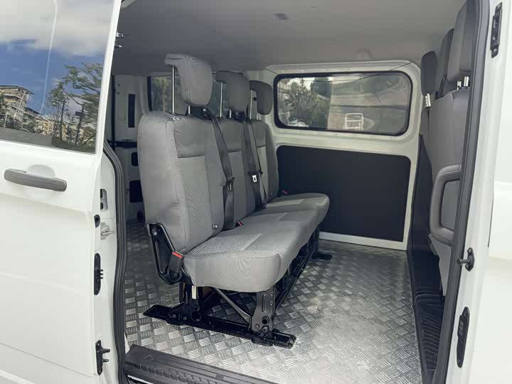 Фото 6 - Ford Transit