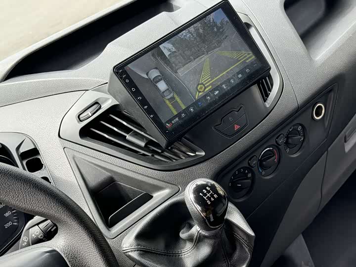 Фото 9 - Ford Transit