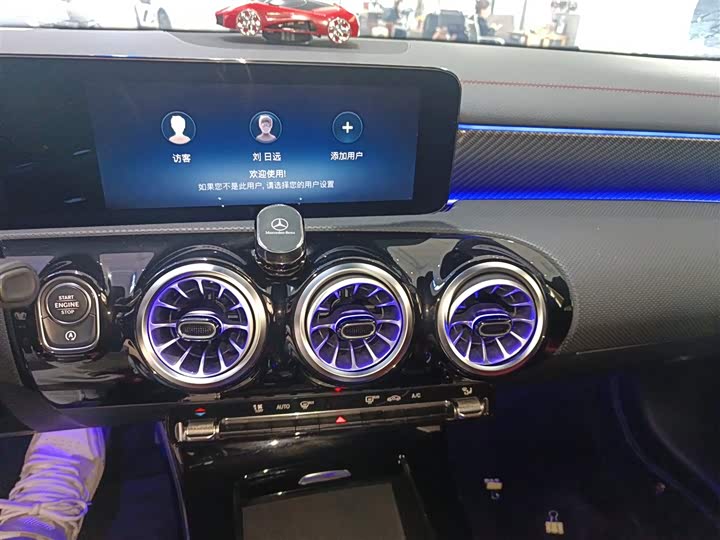 Фото 13 - Mercedes-Benz A-Class