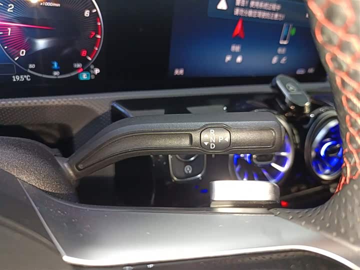 Фото 14 - Mercedes-Benz A-Class