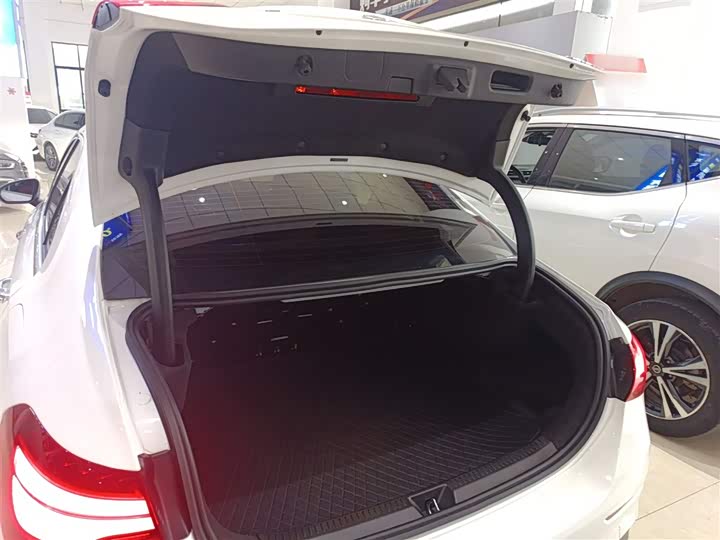 Фото 19 - Mercedes-Benz A-Class