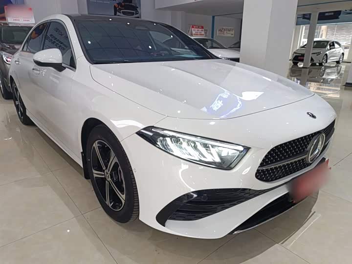 Фото 4 - Mercedes-Benz A-Class