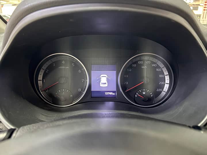 Фото 10 - Kia KX1