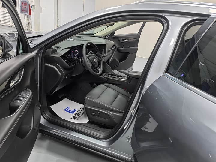 Фото 11 - Buick Envision Plus