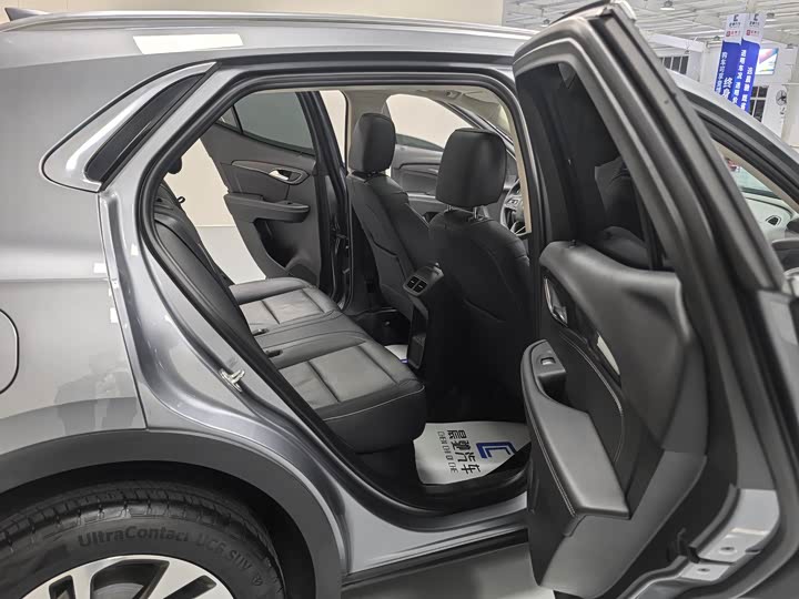 Фото 14 - Buick Envision Plus