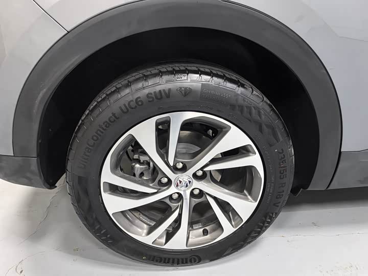 Фото 18 - Buick Envision Plus