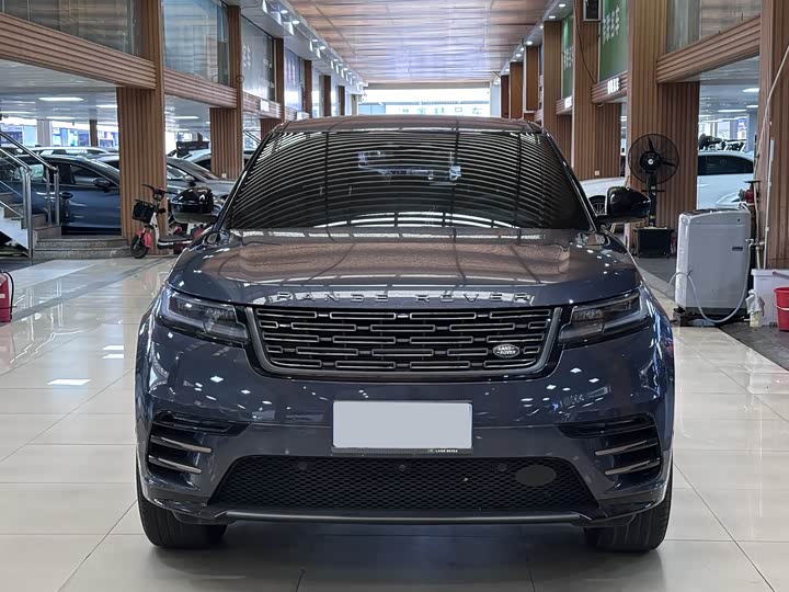 Фото 2 - Land Rover Range Rover Velar