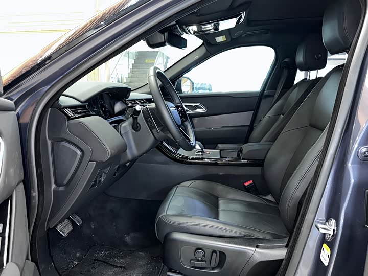 Фото 3 - Land Rover Range Rover Velar