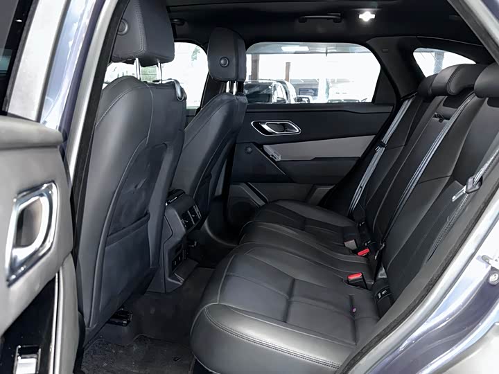 Фото 4 - Land Rover Range Rover Velar