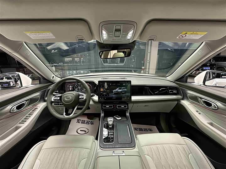 Фото 10 - GAC Trumpchi GS8