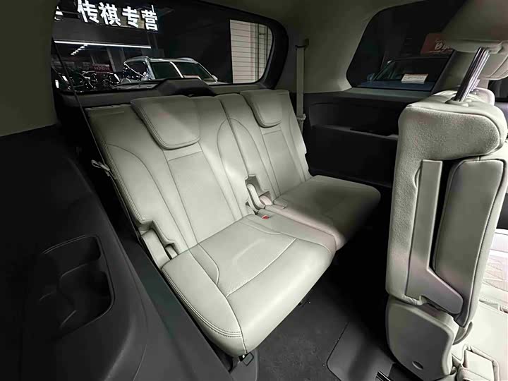 Фото 27 - GAC Trumpchi GS8