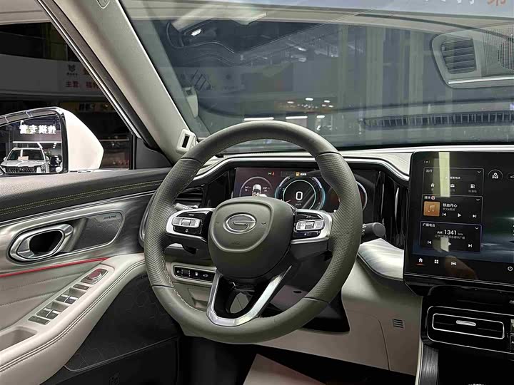 Фото 7 - GAC Trumpchi GS8