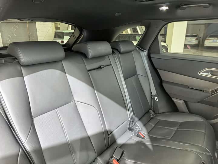 Фото 18 - Land Rover Range Rover Velar