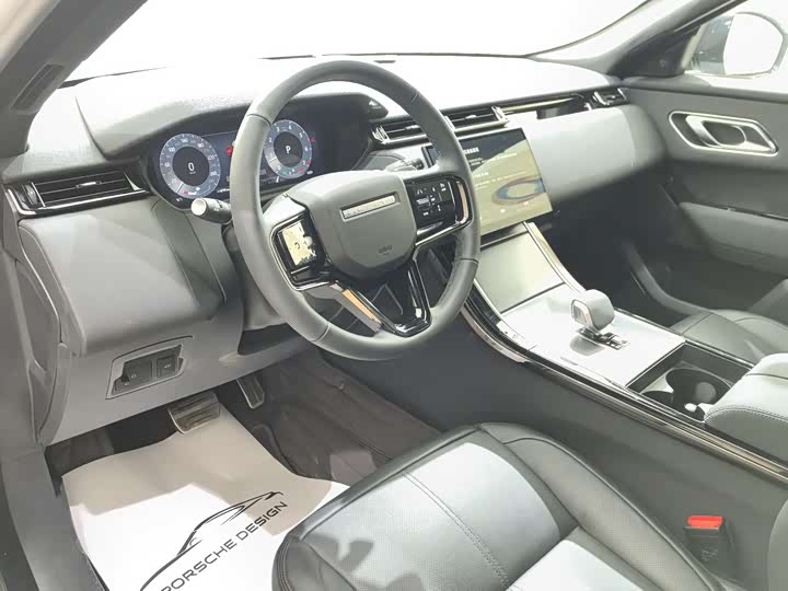 Фото 19 - Land Rover Range Rover Velar