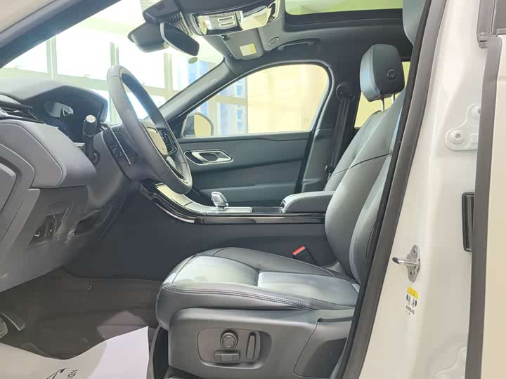 Фото 4 - Land Rover Range Rover Velar