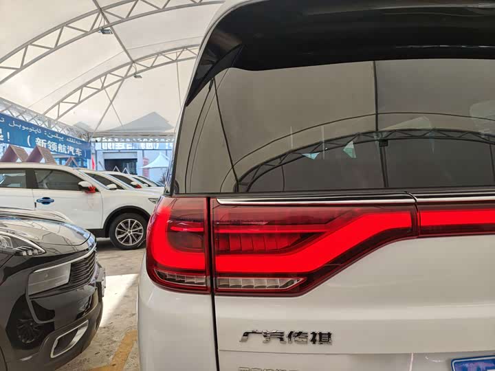 Фото 17 - GAC Trumpchi M8