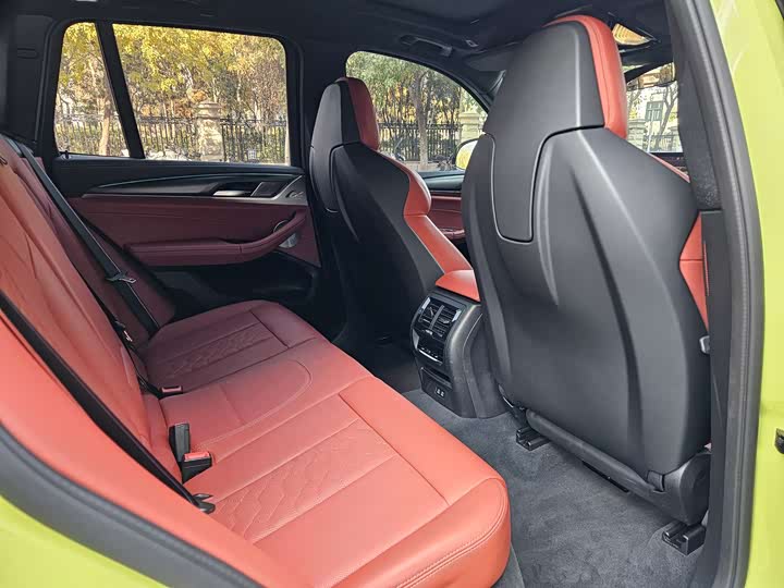 Фото 11 - BMW X3 M