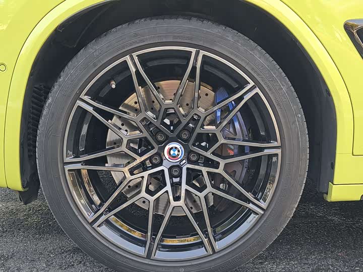 Фото 20 - BMW X3 M