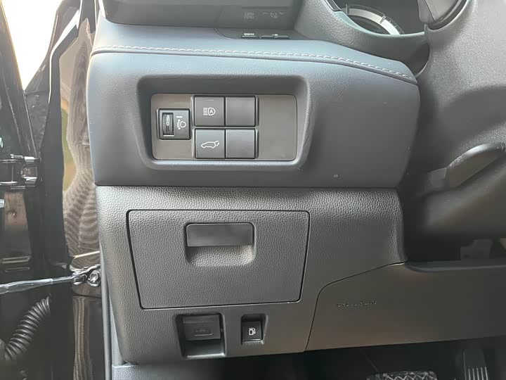 Фото 14 - Toyota Highlander