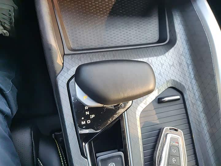 Фото 14 - Geely Preface