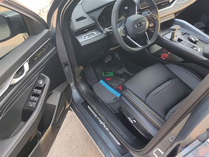 Фото 16 - Geely Preface